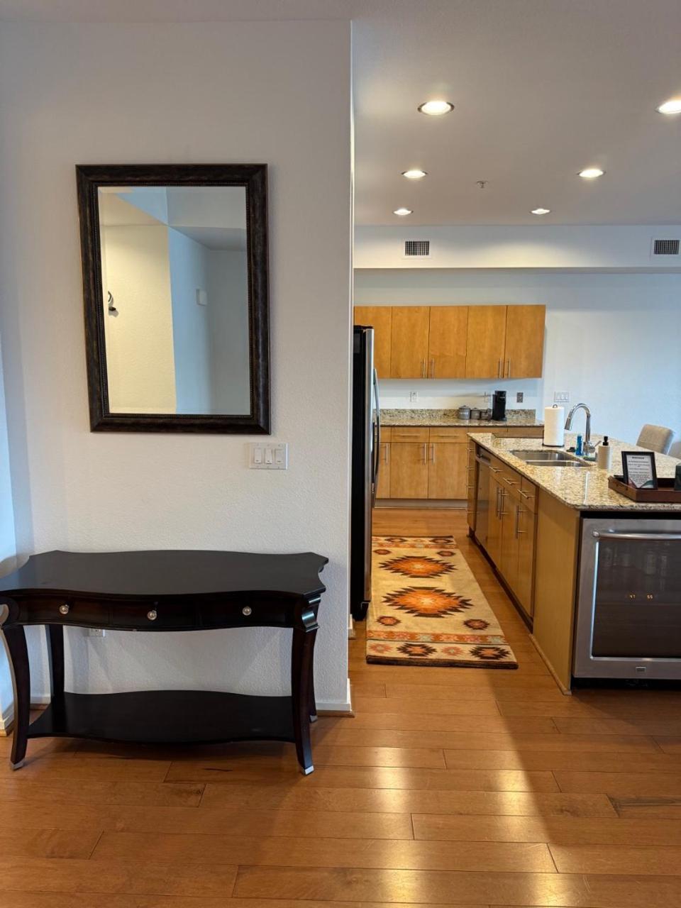 Appartamento Step Out To Historic Old Town Scottsdale 2 King/2Bath W/Pool Esterno foto
